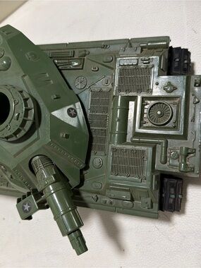 Vintage GI Joe ARAH 1982 MOBAT tank